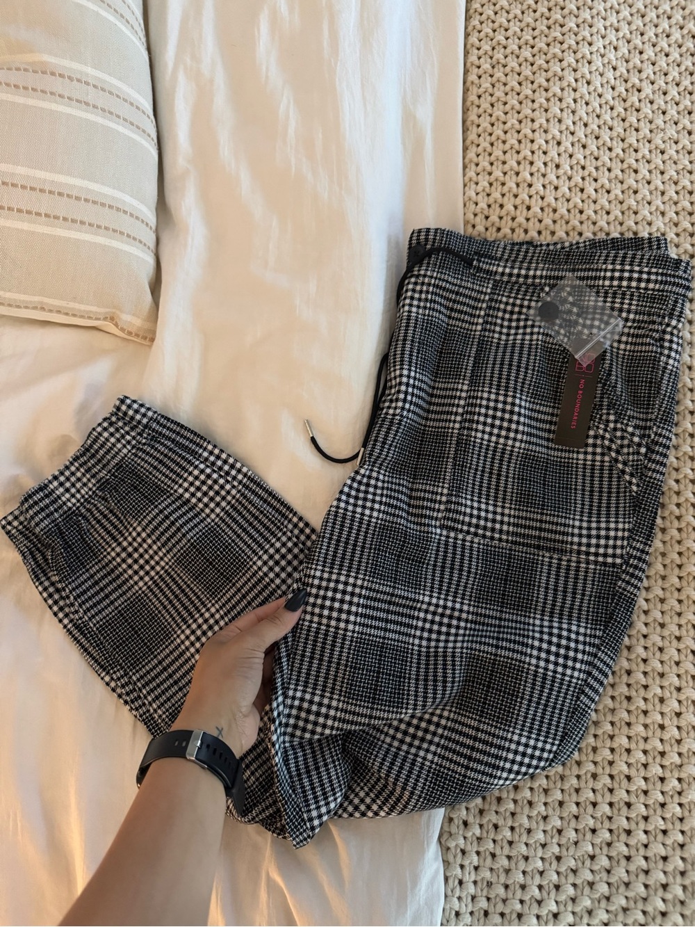 Black & White Glen Plaid Drawstring Pants